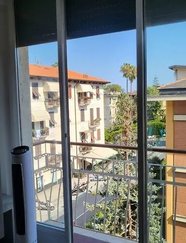 Apartment Modern Flat In The Centre, *