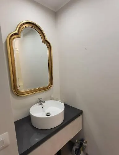 Modern Flat In The Centre, Apartment